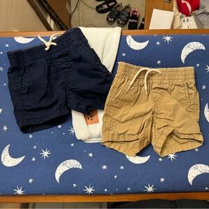 The Gap shorts bundle 6-12 months